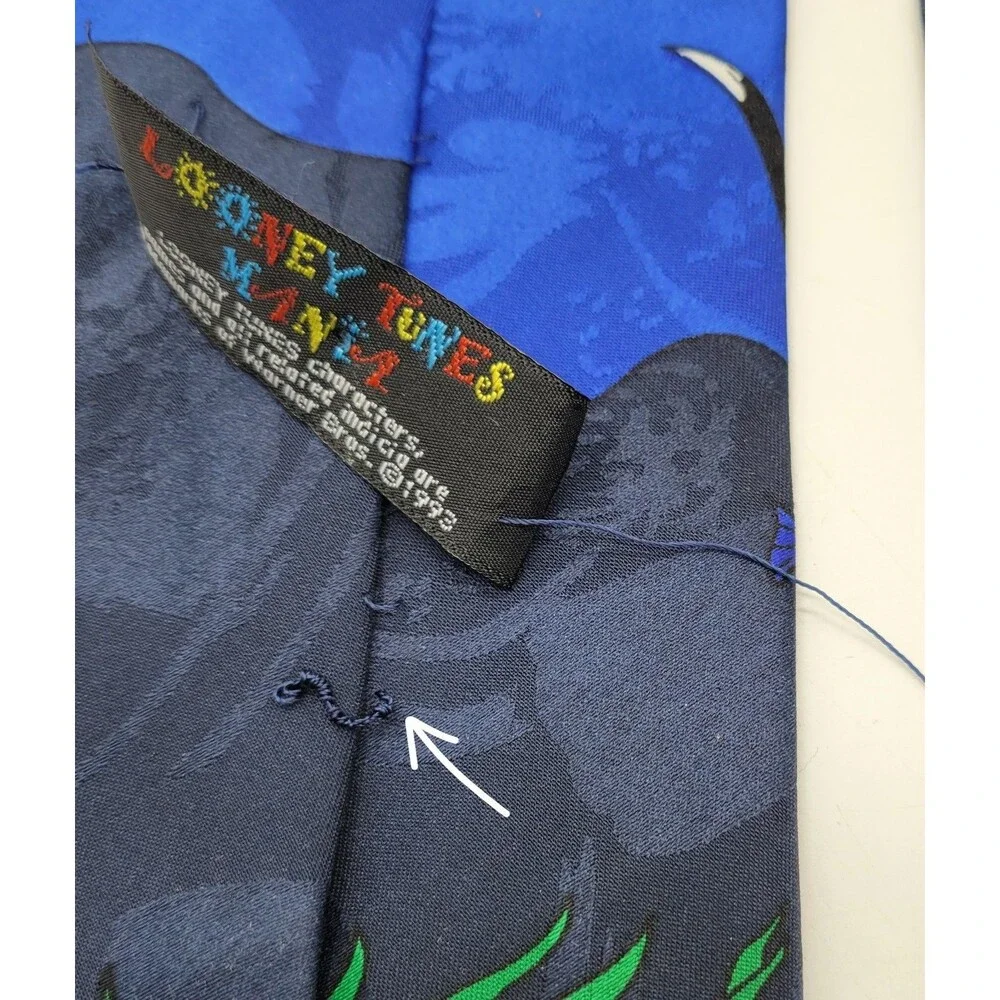 Looney Tunes Mania Tie 1993 Taz Marvin The Martian Tweetie 90s Novelty Tie